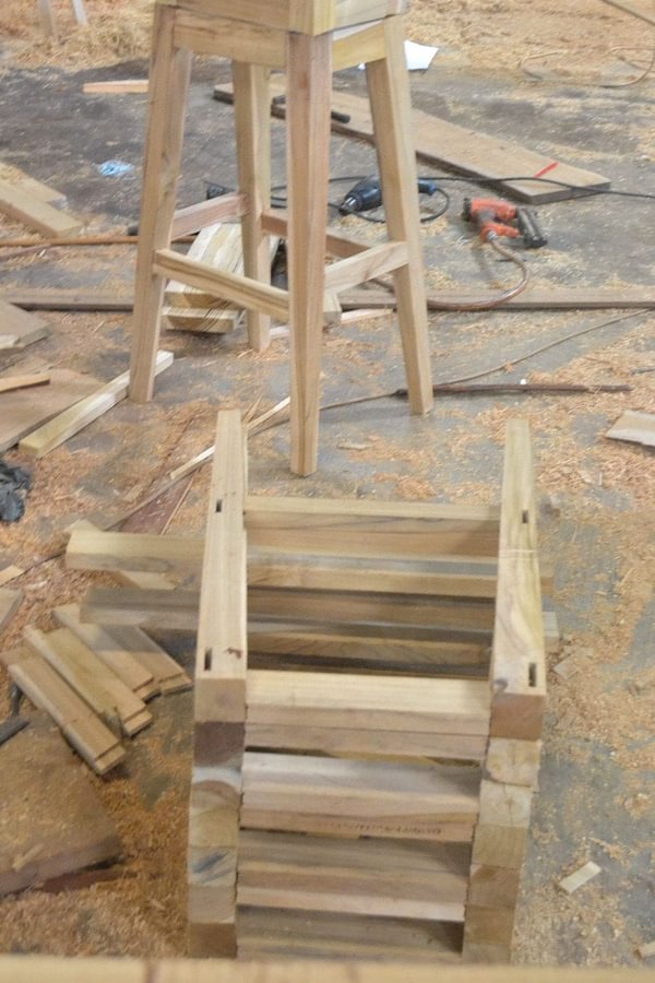 Communal twin barstools