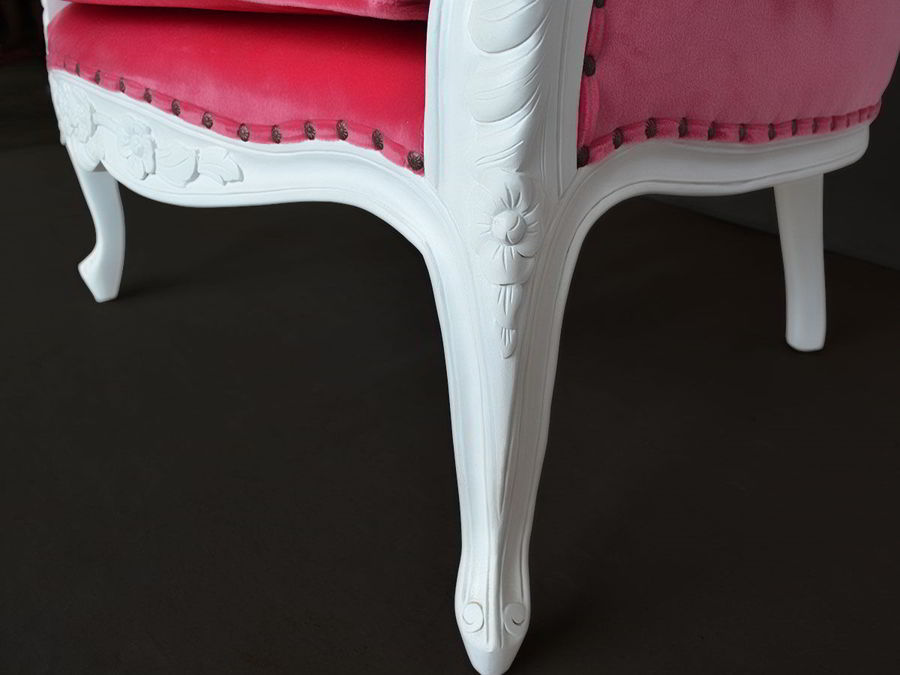 Solid wood frame top carving