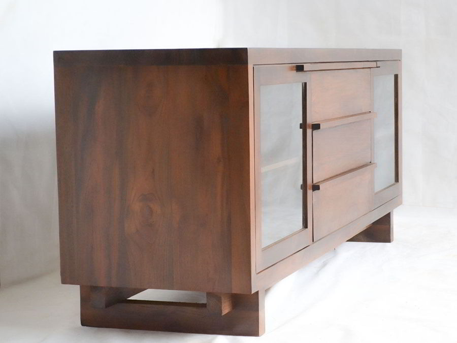 Mokus buffet left front full view