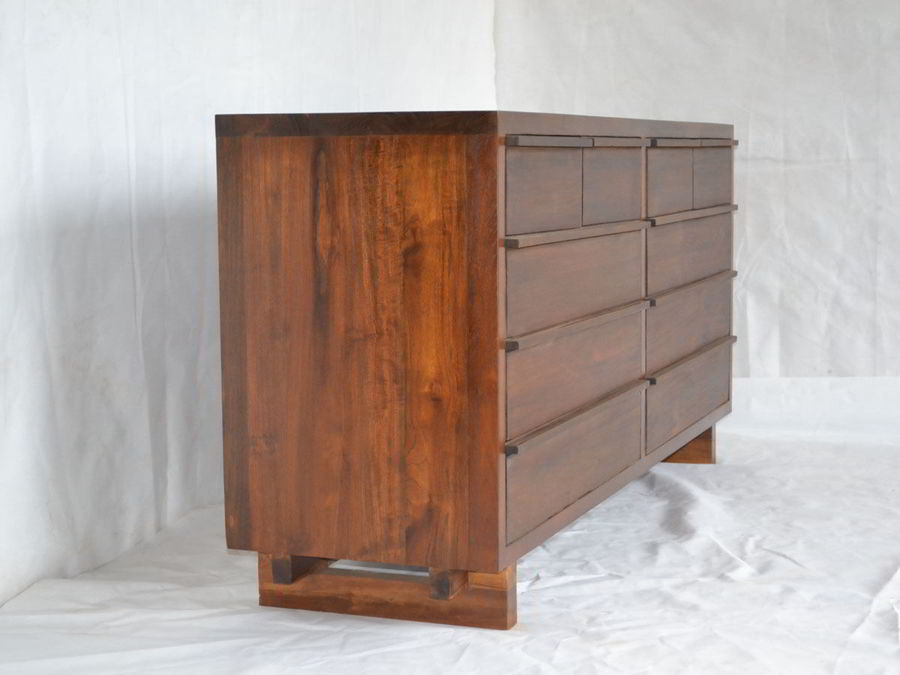 Wooden drawers pull detail