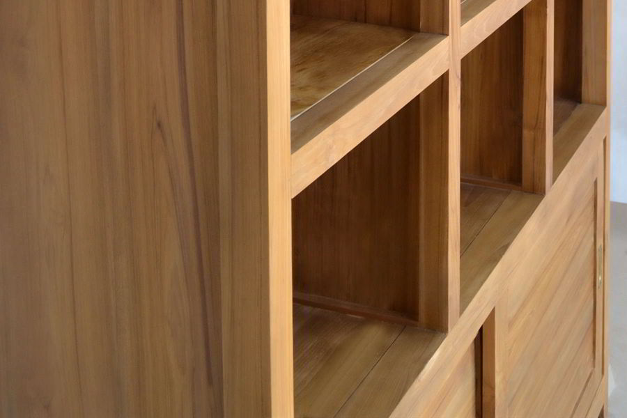 Bottom shelves detailed view