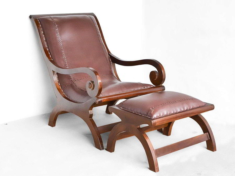 Lazy chair and ottoman full view